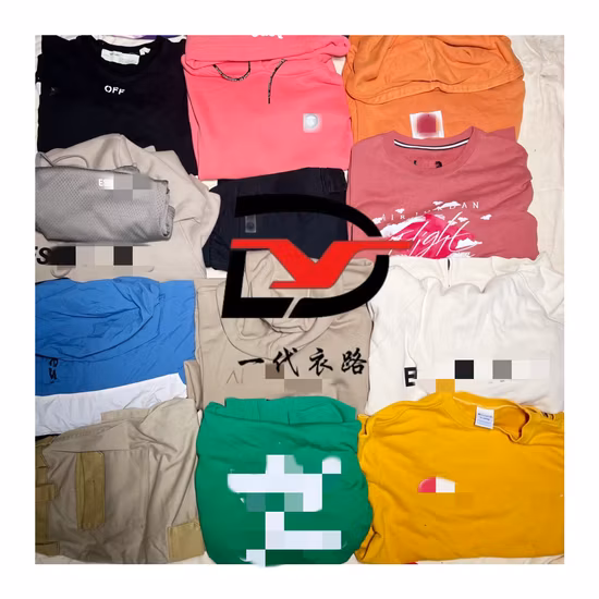 Used Clothes Men′s T